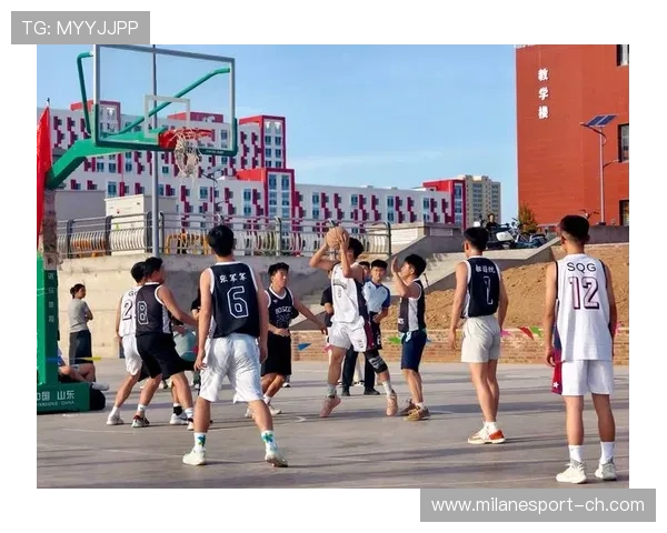 “篮球+校园文化”在全国高校全面推广，增强学生体育意识，校园篮球文化建设